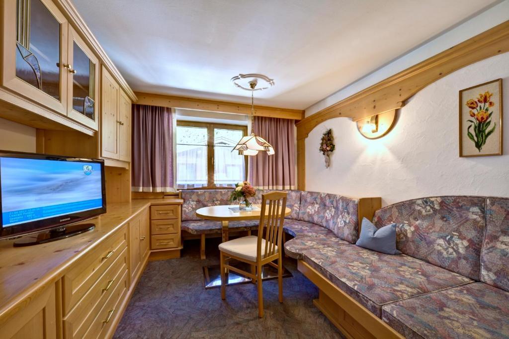 Gaestehaus Oblasser Mayrhofen Cameră foto